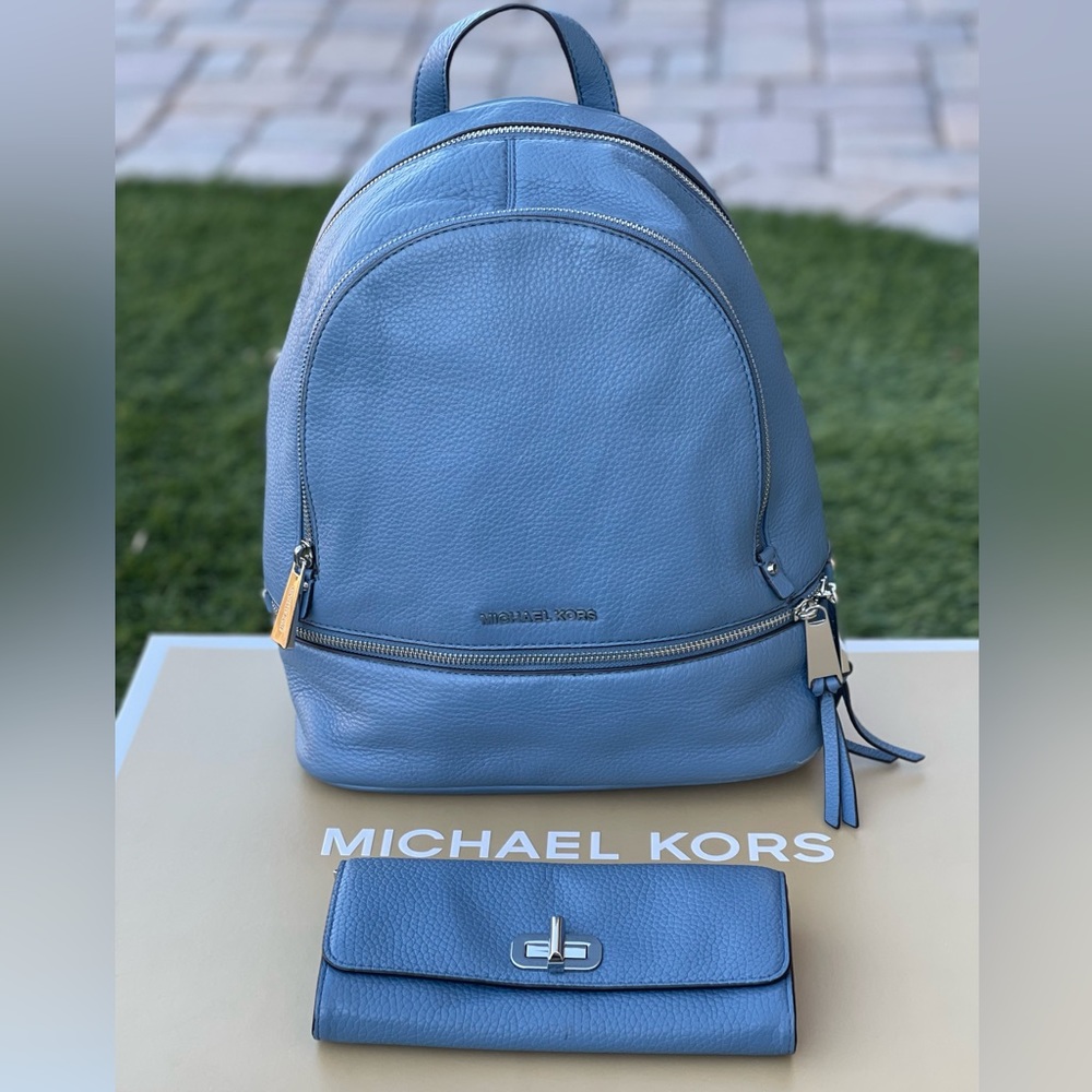 Michael Kors Rhea Medium Backpack with Wallet (Set)